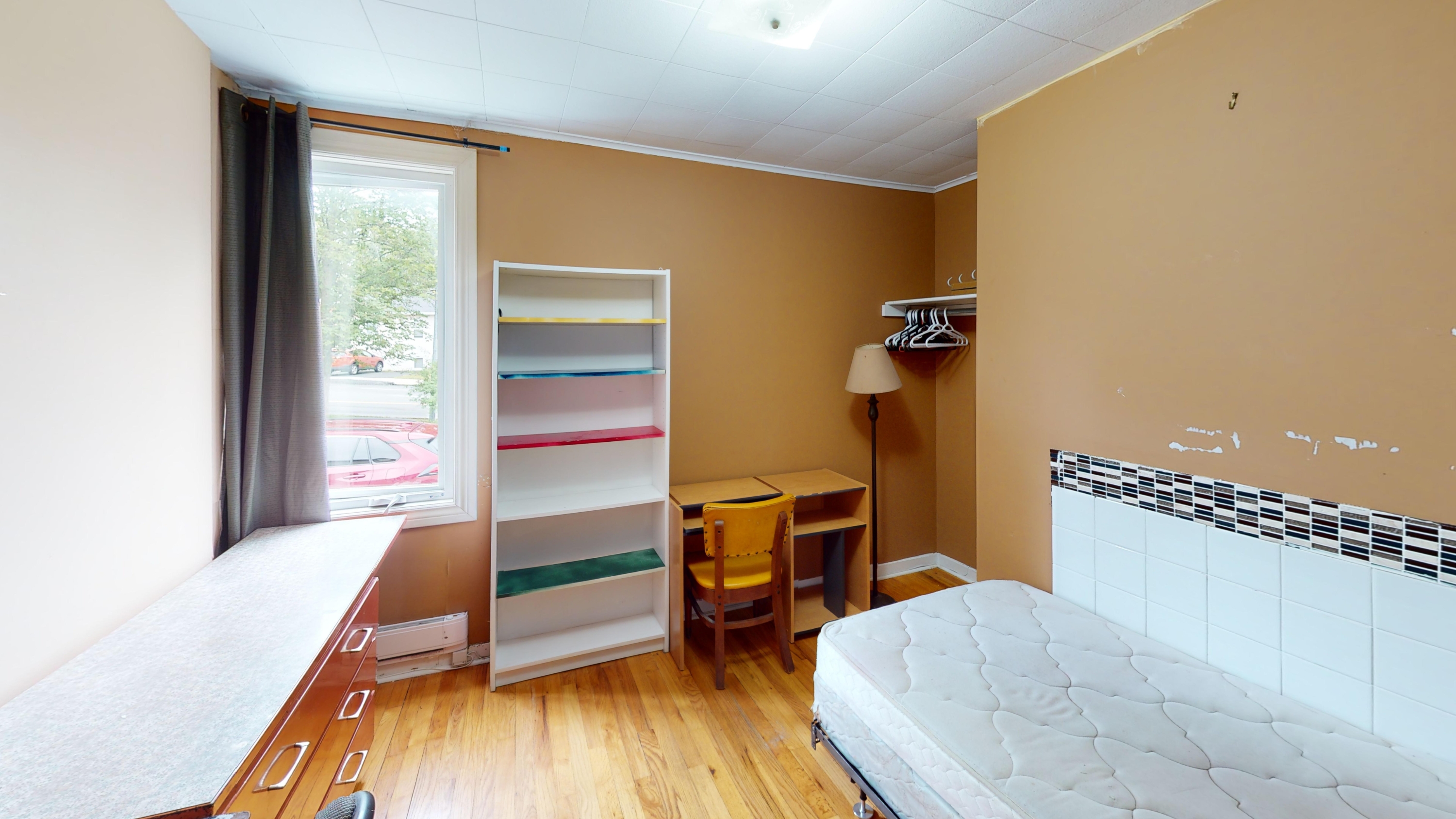 131 Bonaventure Avenue - 4