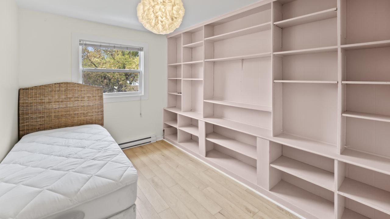 23 Wexford Street - Room 2